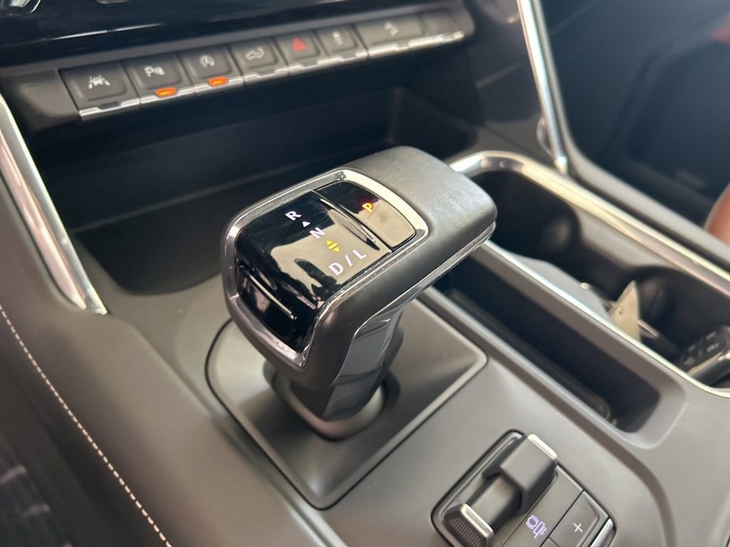 Used 2025 GMC Sierra 1500 Denali Ultimate image 8