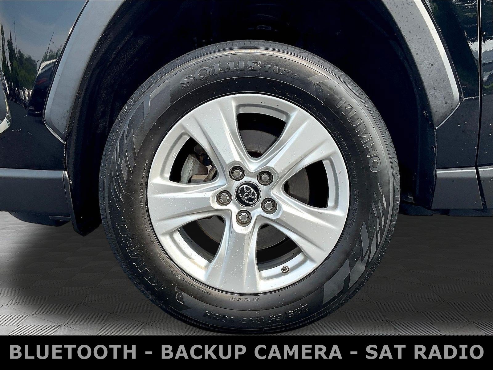 Used 2020 Toyota RAV4 LE AWD/4WD image 35