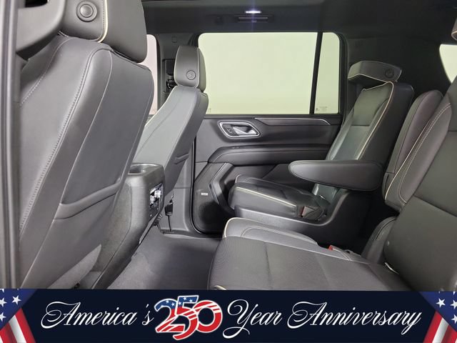 Used 2022 GMC Yukon XL SLT w/ SLT Premium Package AWD/4WD image 11