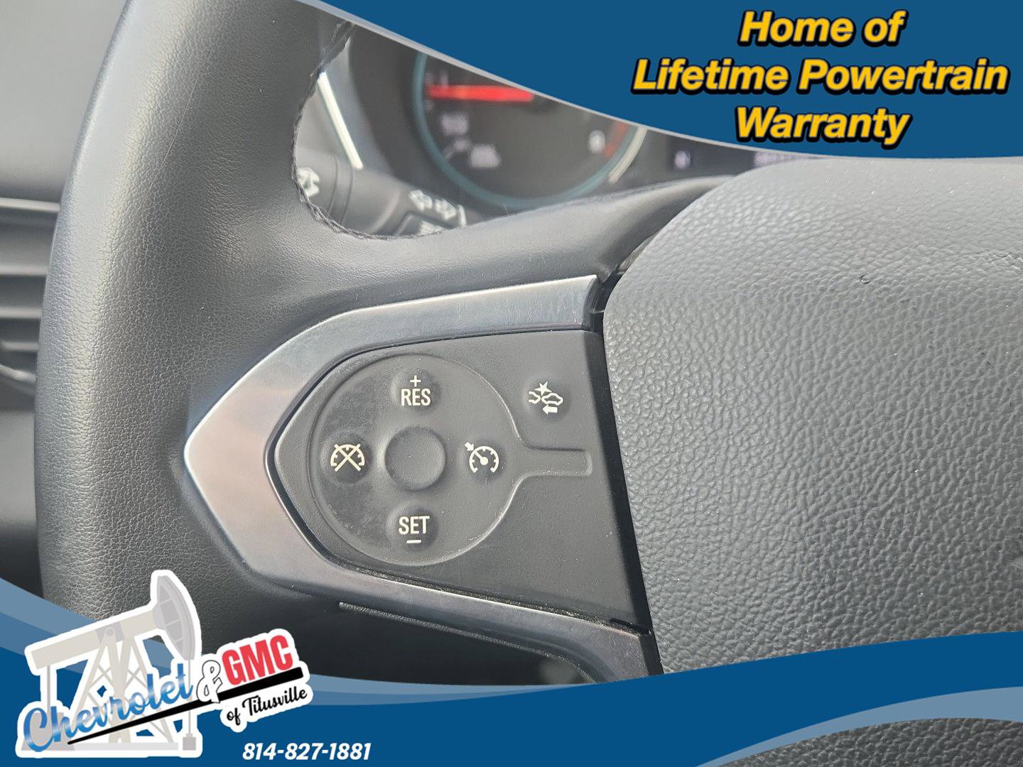 Used 2023 Chevrolet Traverse LT image 17