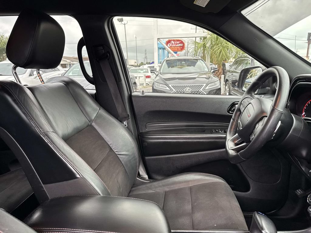 Used 2022 Dodge Durango R/T w/ Tow 'N Go Package AWD/4WD image 12