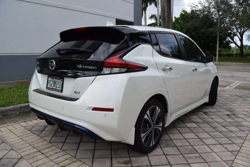 Used 2022 Nissan Leaf SV image 6