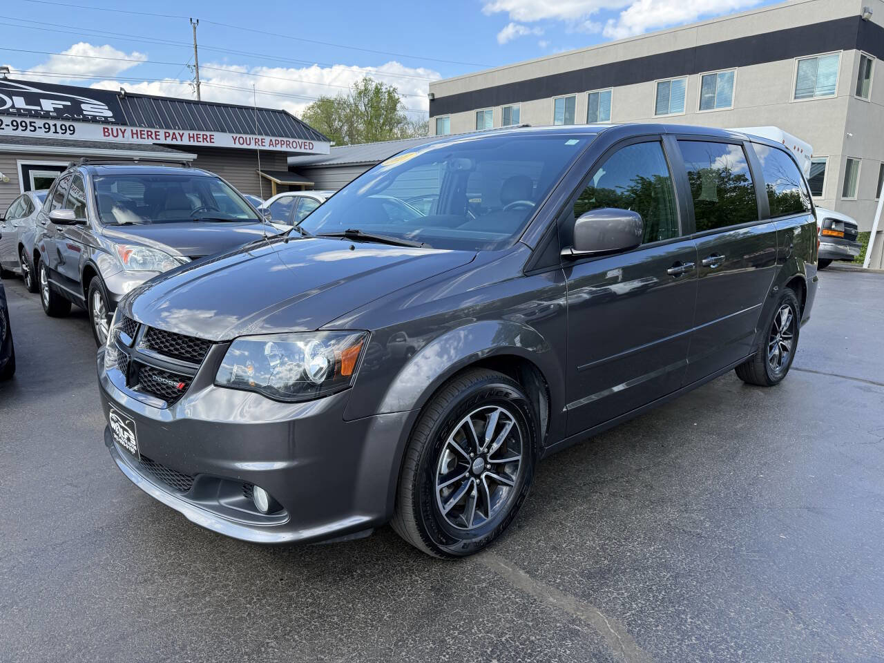 Used 2017 Dodge Grand Caravan SXT w/ Driver Convenience Group