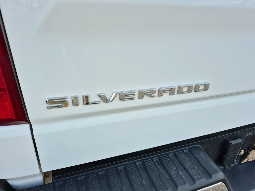 Used 2022 Chevrolet Silverado 1500 LT w/ Z71 Off-Road Package image 13