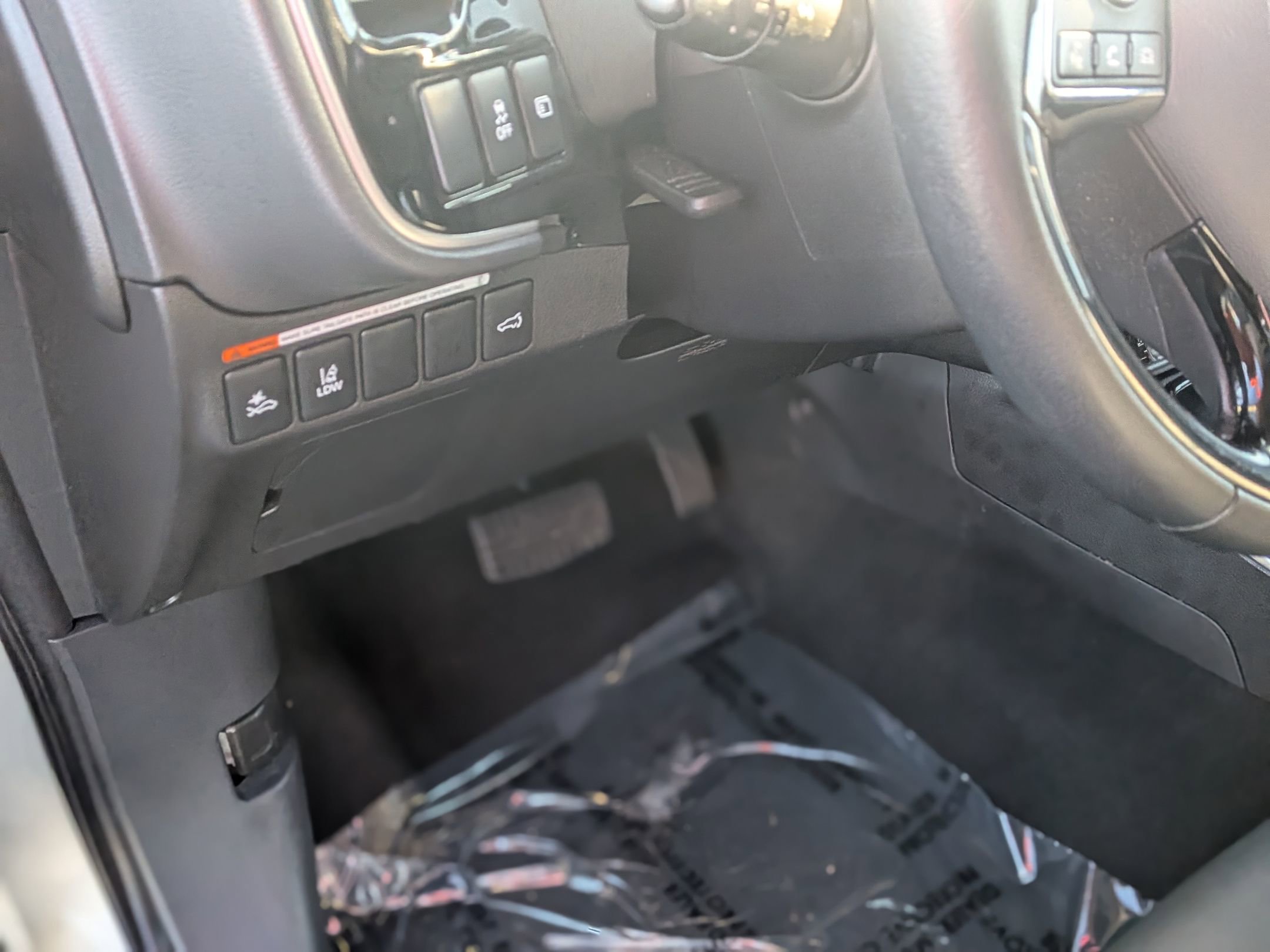 Used 2020 Mitsubishi Outlander SEL image 17