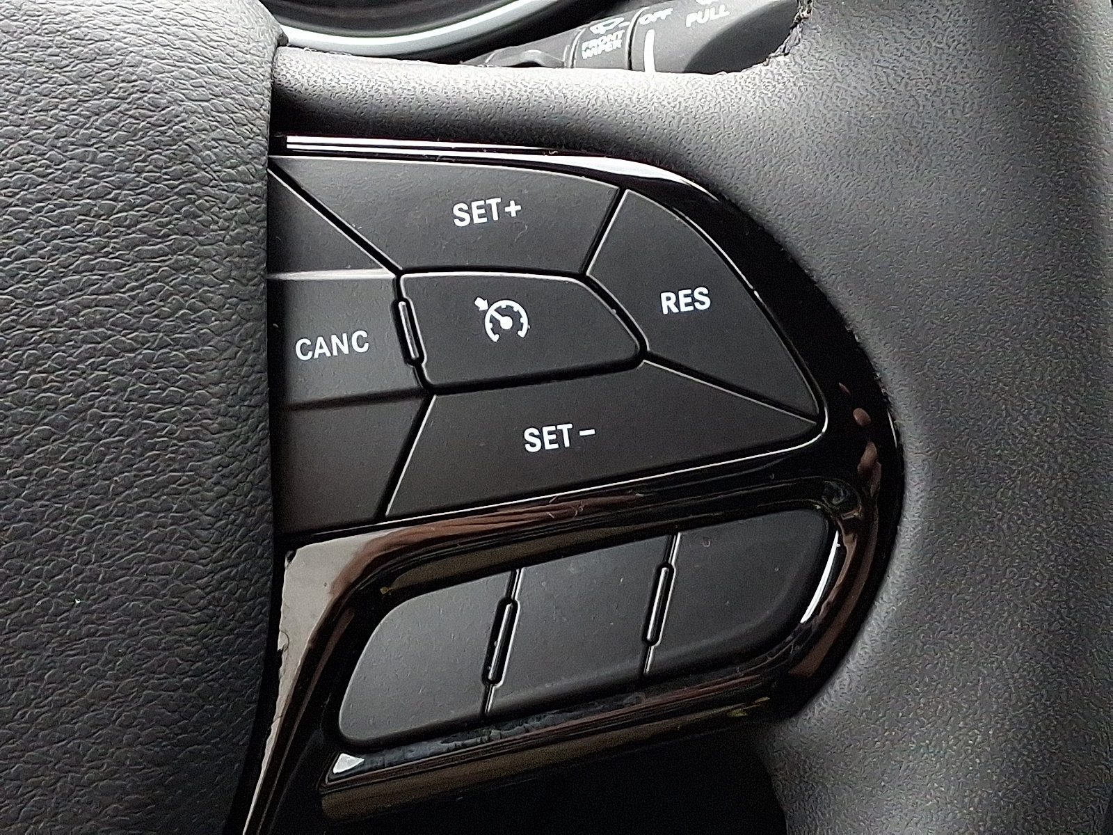 Certified 2021 Jeep Cherokee Latitude Plus AWD/4WD image 22