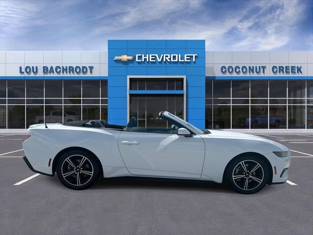Used 2025 Ford Mustang Premium image 9