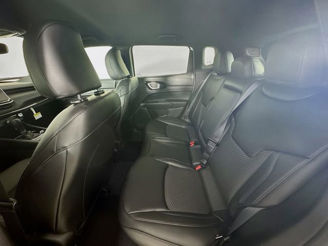 New 2026 Jeep Compass Latitude image 24