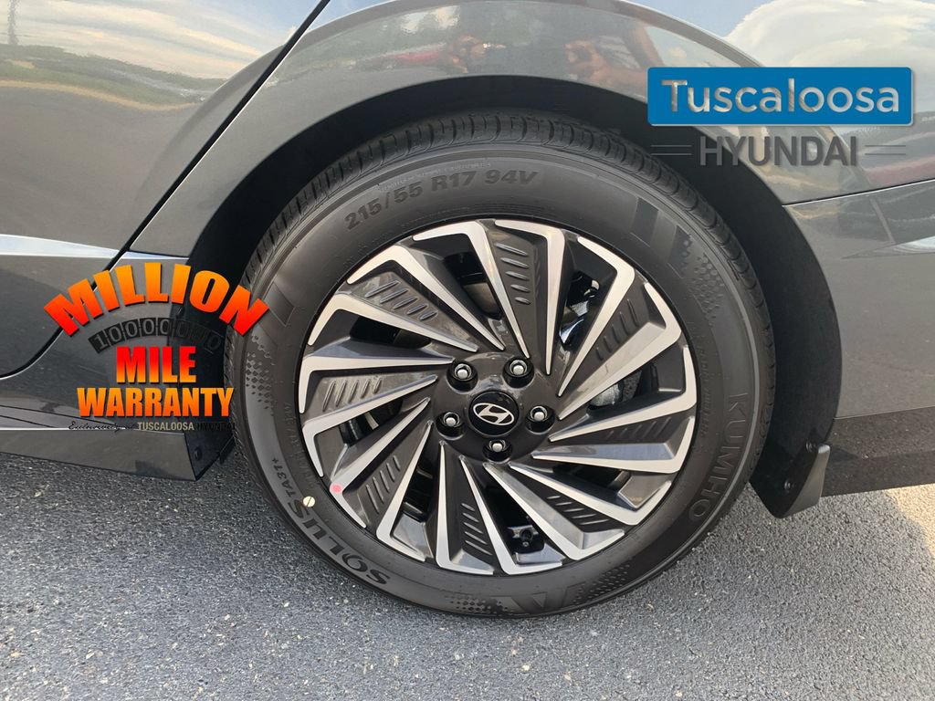 New 2026 Hyundai Sonata Limited FWD image 10
