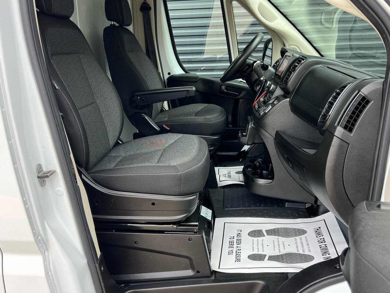 Used 2022 RAM ProMaster 2500 w/ Convenience Group FWD image 23