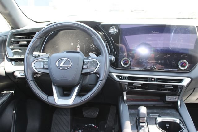Certified 2025 Lexus RX 450h AWD w/ Convenience Package image 14