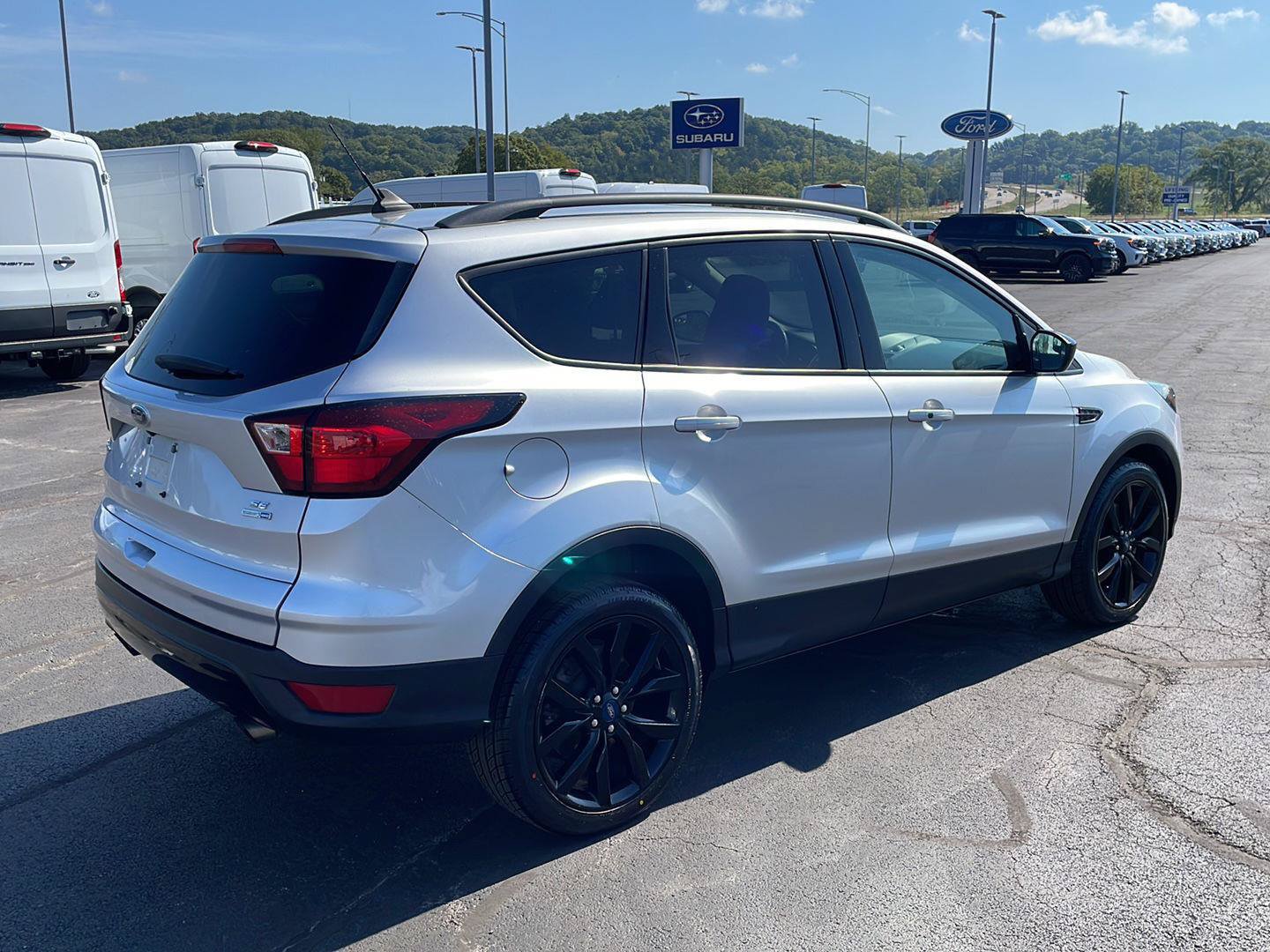 Used 2019 Ford Escape SE AWD/4WD image 5