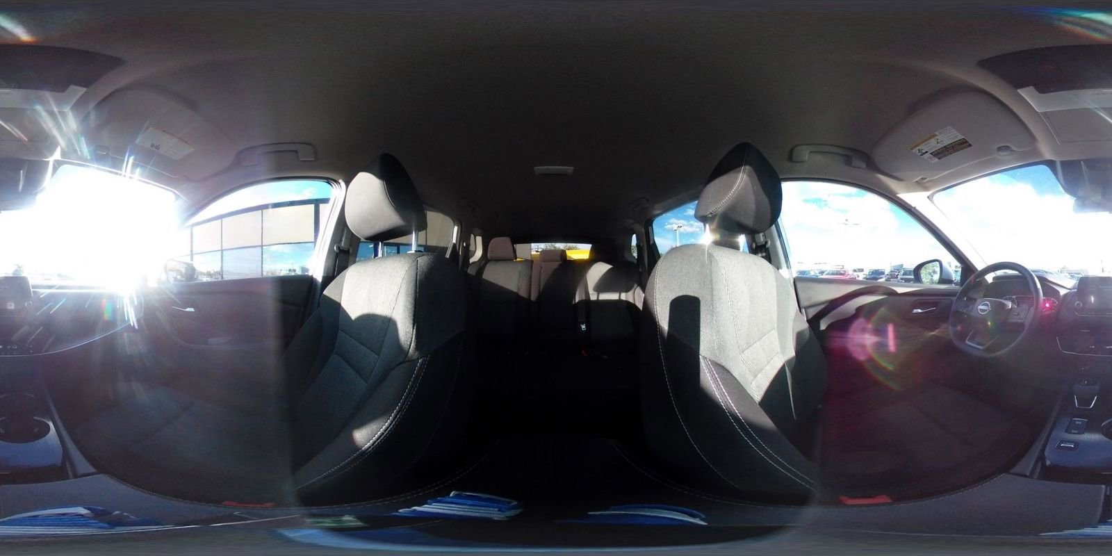 Used 2025 Nissan Rogue SV FWD image 43