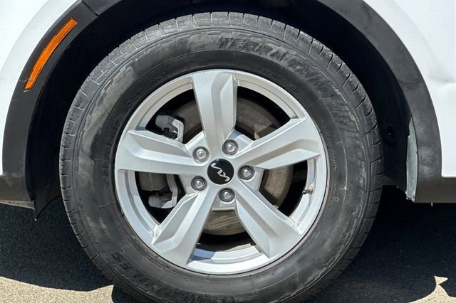 Used 2022 Kia Sorento LX FWD image 28