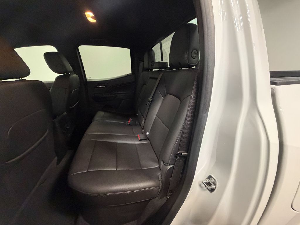 Used 2023 Chevrolet Colorado LT w/ LT Convenience Package III AWD/4WD image 8