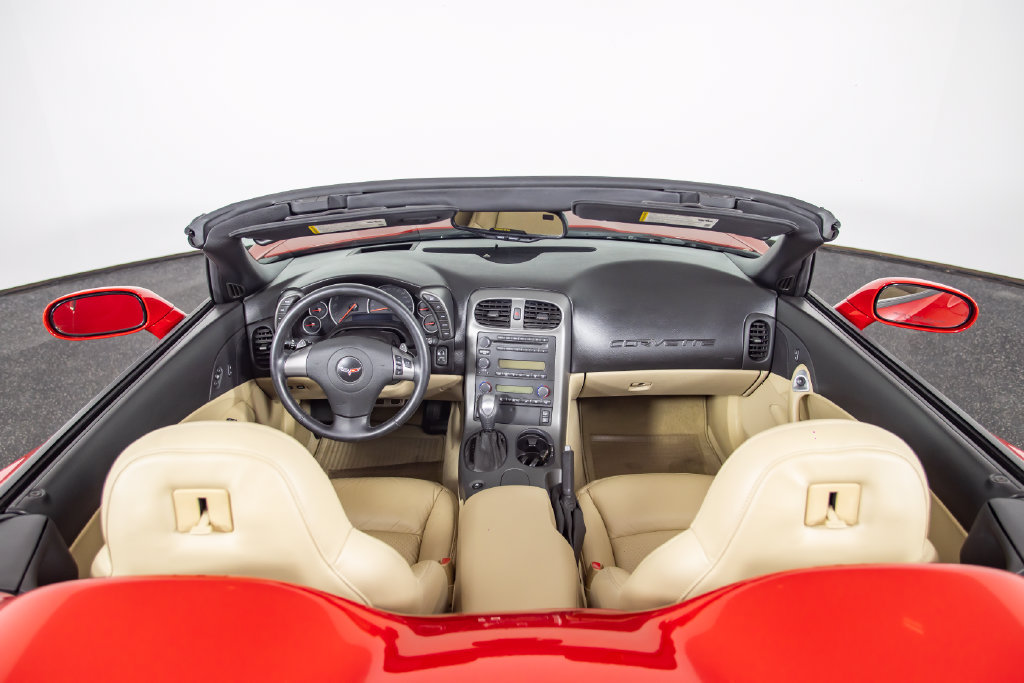 Used 2007 Chevrolet Corvette Convertible w/ Preferred Equipment Group RWD image 15