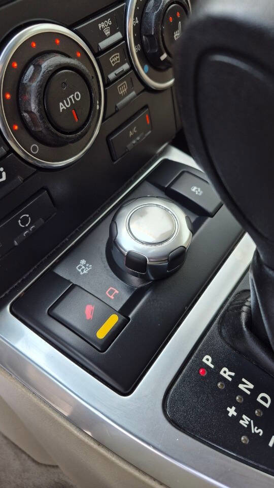 Used 2012 Land Rover LR2 HSE image 47