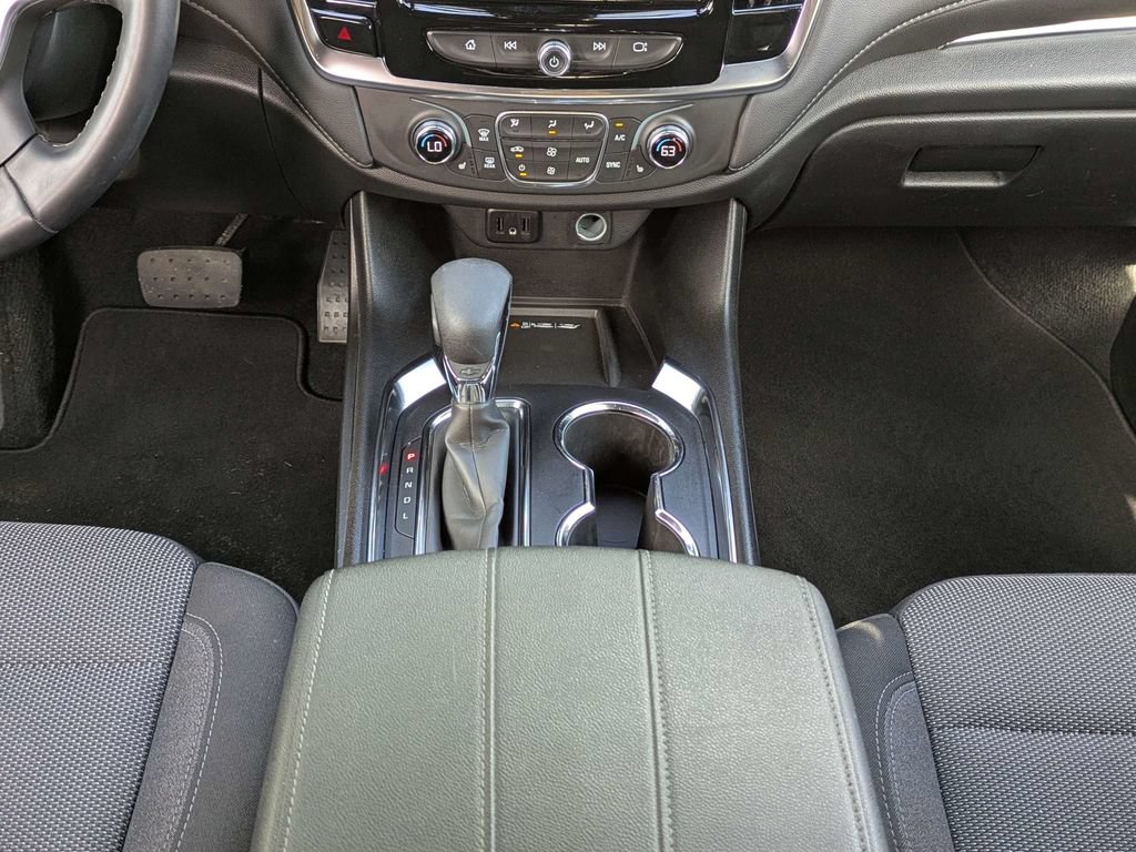 Used 2023 Chevrolet Traverse LT AWD/4WD image 20