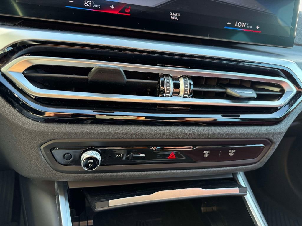 Certified 2023 BMW 330i xDrive Sedan w/ Driving Assistance Package image 13