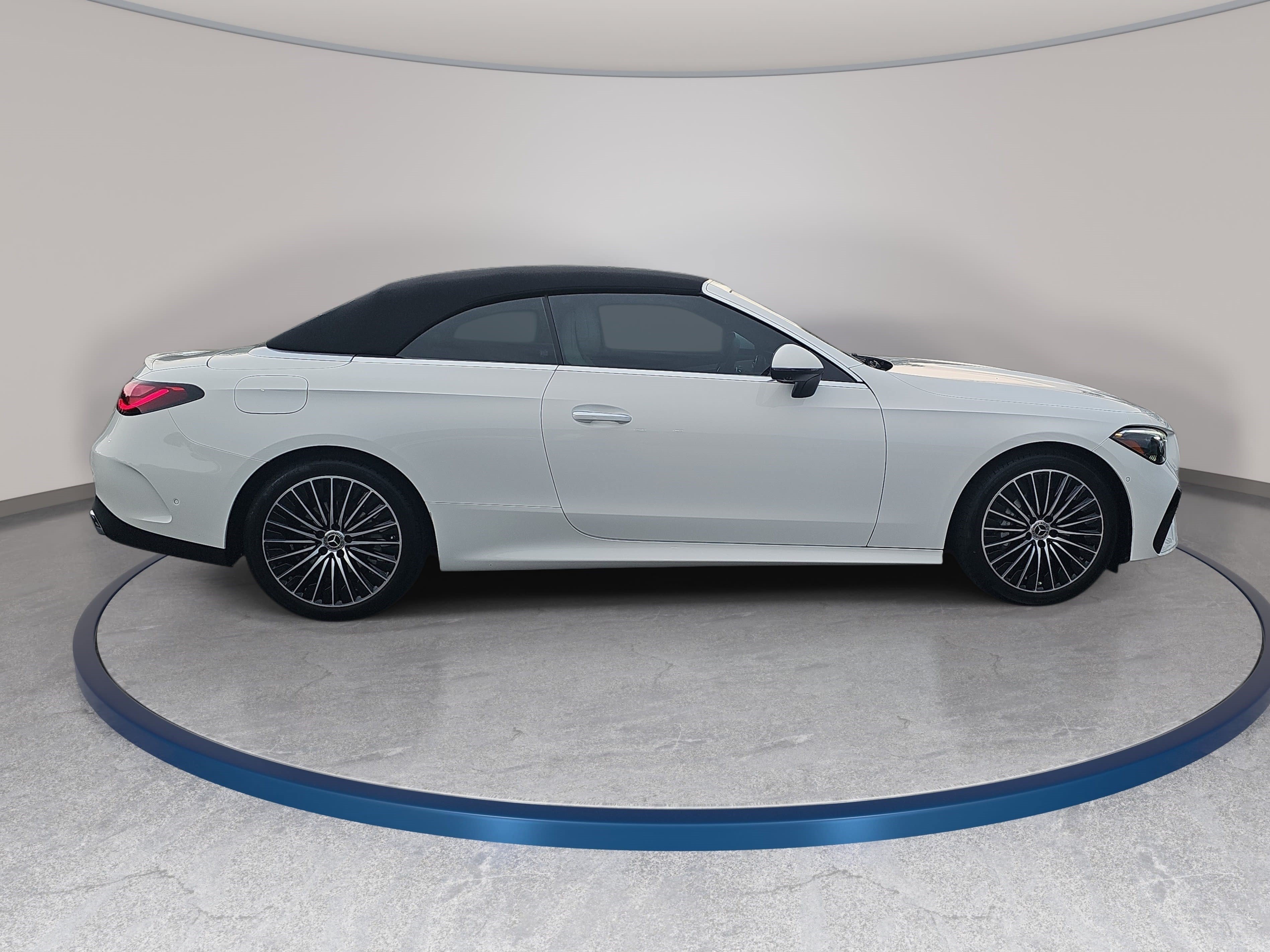 New 2027 Mercedes-Benz CLE 300 4MATIC Cabriolet image 4