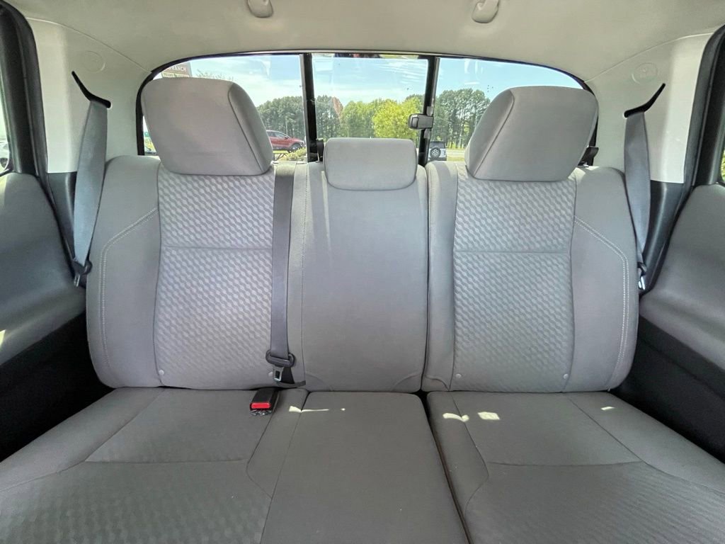 Used 2022 Toyota Tacoma SR image 29