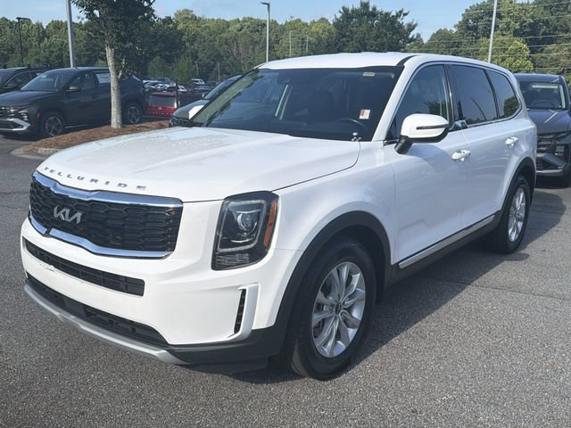 Used 2022 Kia Telluride LX AWD/4WD image 3