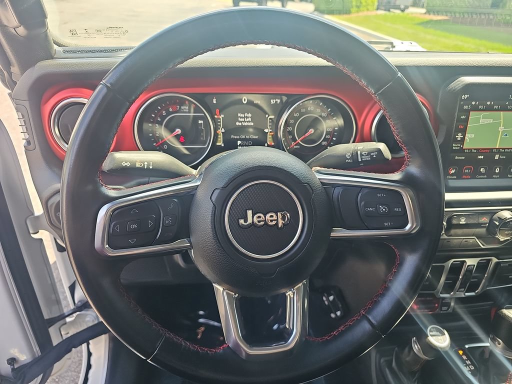 Used 2022 Jeep Wrangler Unlimited Rubicon AWD/4WD image 16