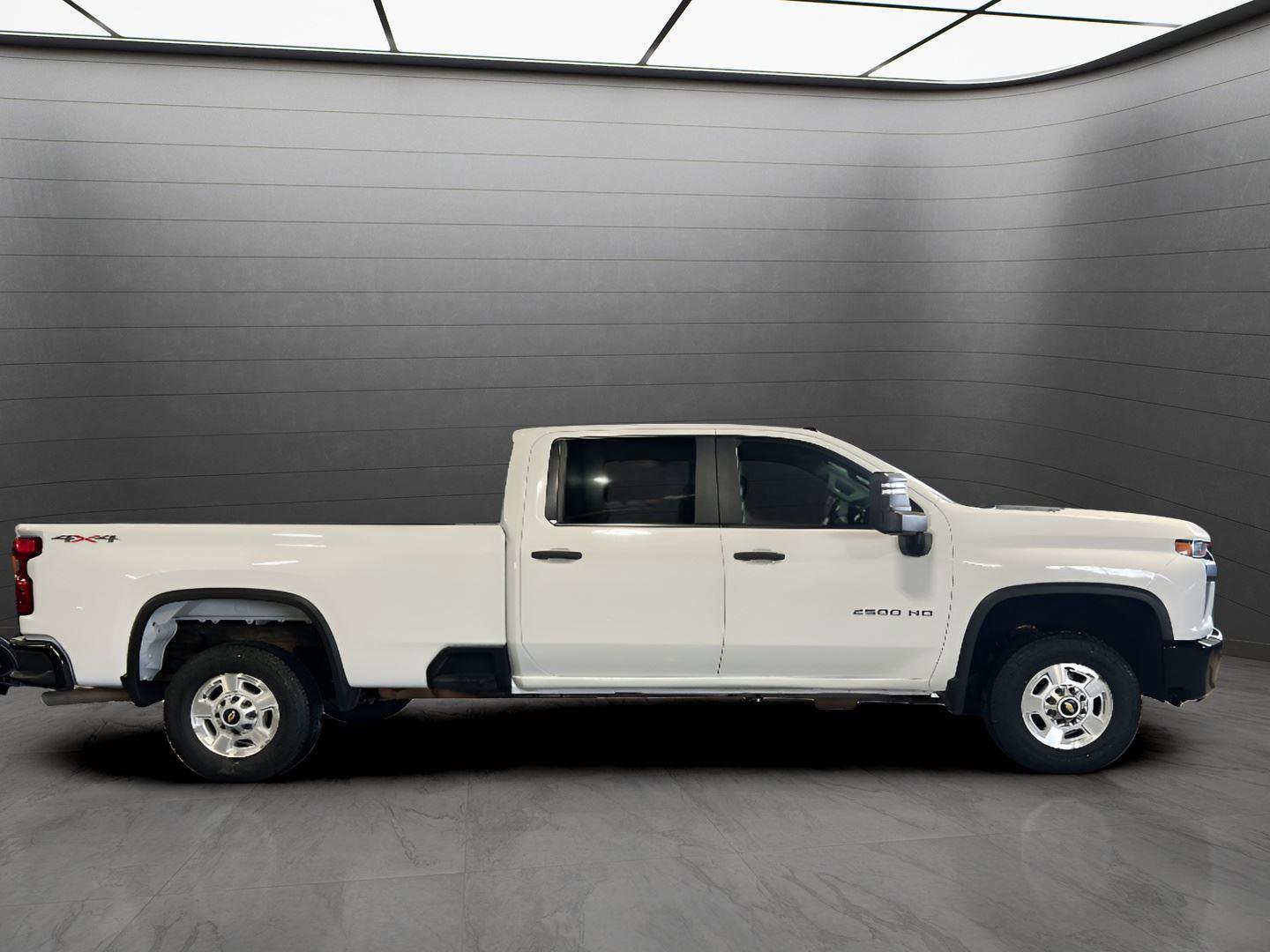 Used 2022 Chevrolet Silverado 2500 W/T w/ WT Convenience Package image 2