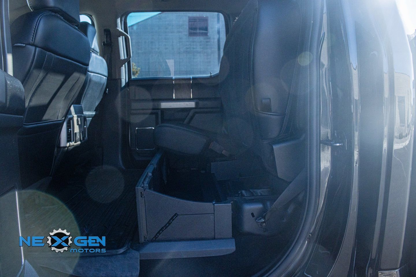 Used 2019 Ford F350 Lariat w/ Lariat Ultimate Package image 27