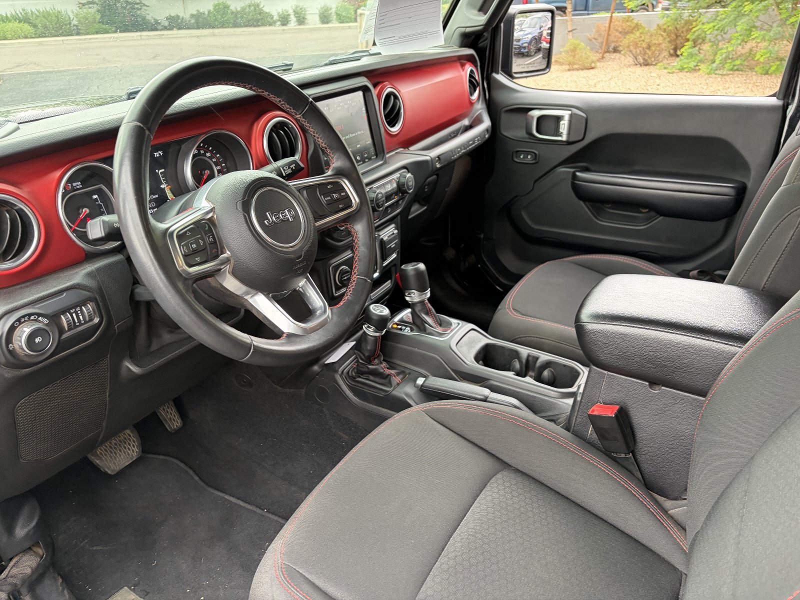 Used 2019 Jeep Wrangler Rubicon AWD/4WD image 16