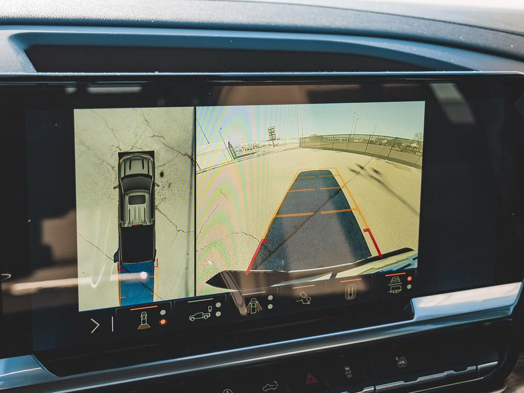 Used 2024 Chevrolet Silverado 1500 LTZ w/ LTZ Convenience Package II image 33