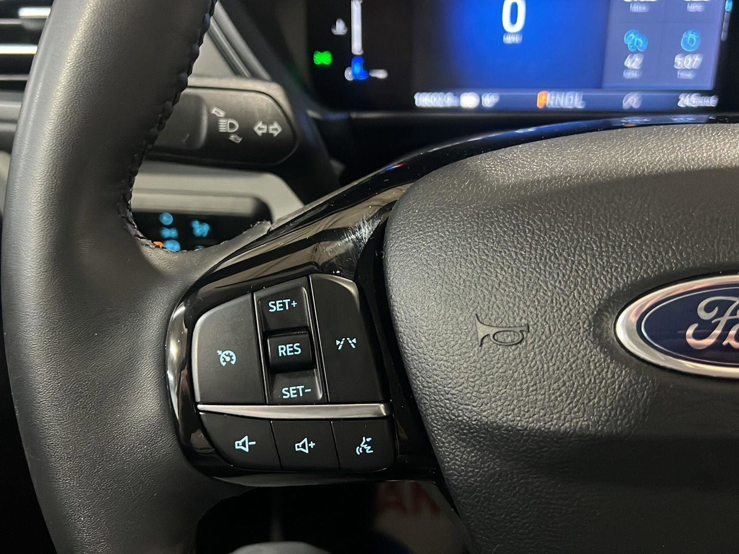 Used 2023 Ford Escape Active image 24