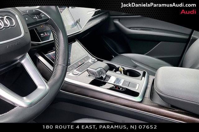 Used 2021 Audi Q8 Premium Plus w/ Premium Plus Package AWD/4WD image 12