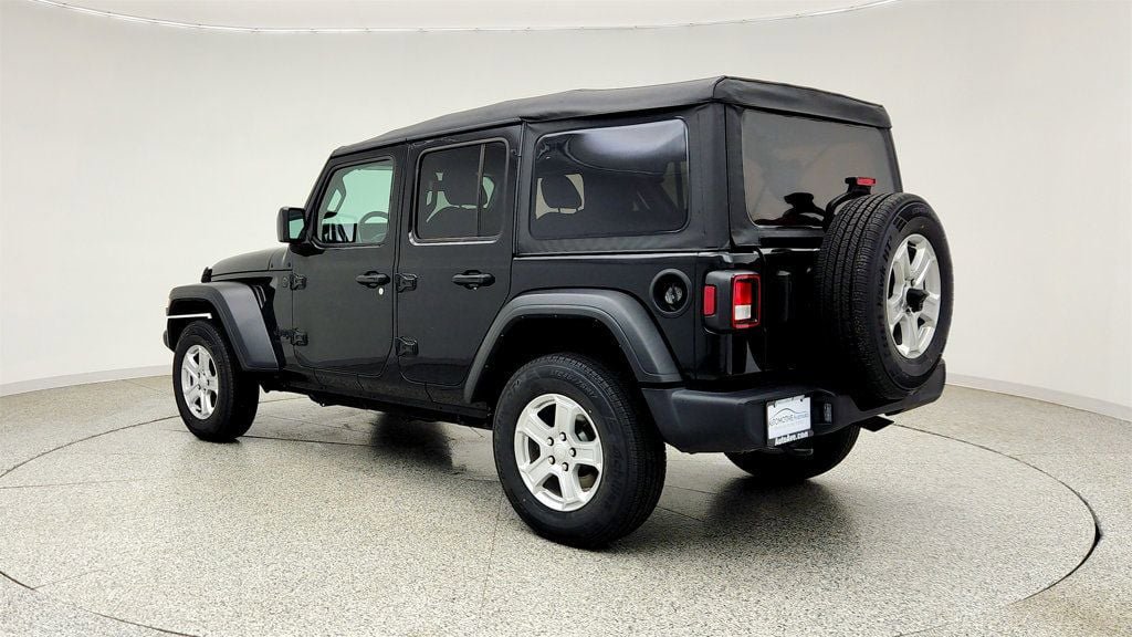 Used 2022 Jeep Wrangler Unlimited Sport AWD/4WD image 7