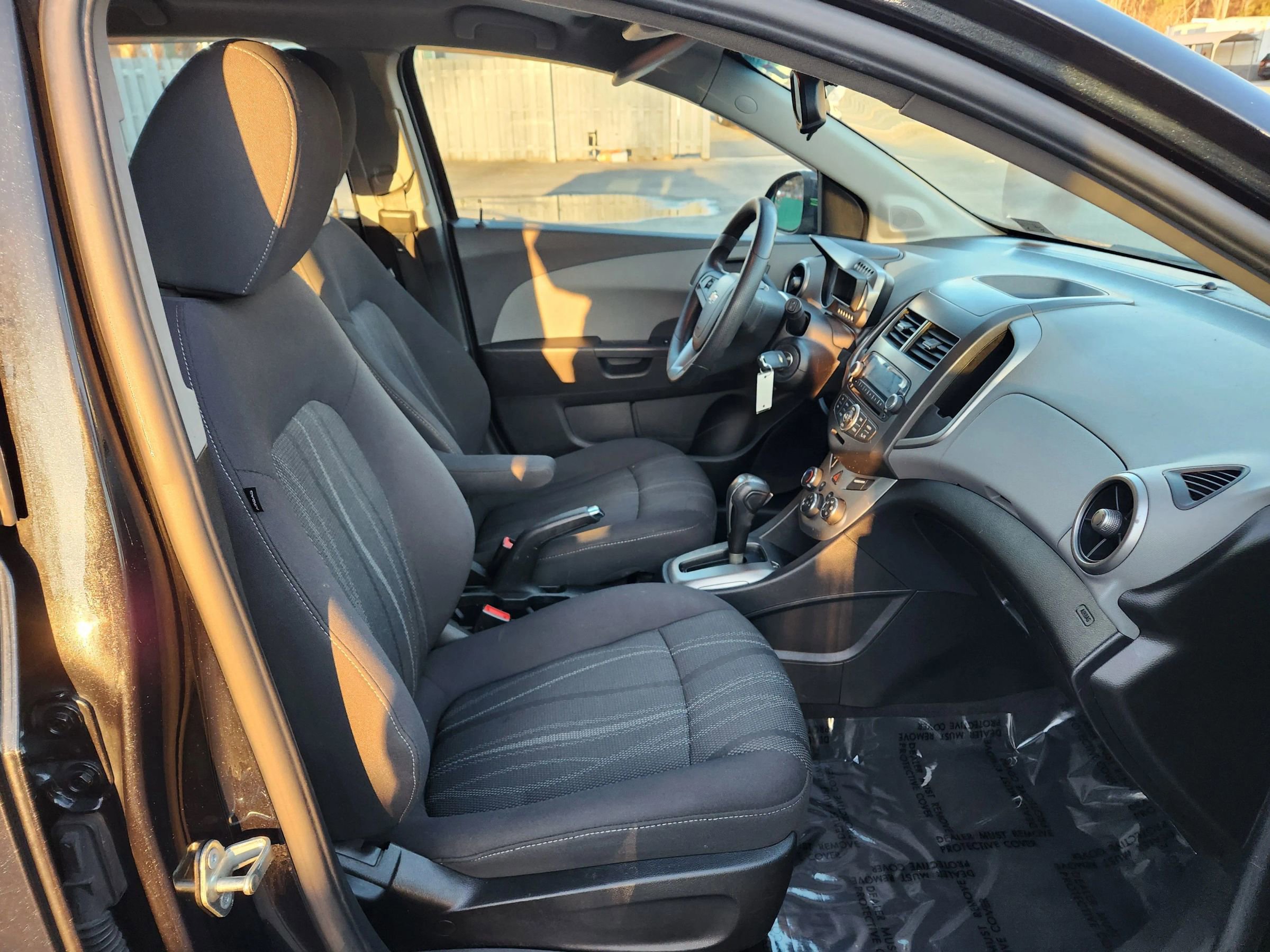 Used 2014 Chevrolet Sonic LT image 16