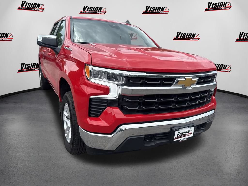 Used 2026 Chevrolet Silverado 1500 LT AWD/4WD image 3