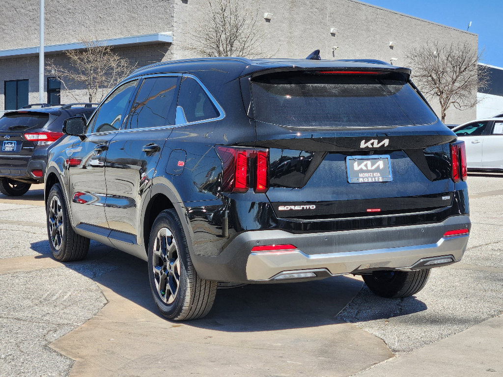 New 2026 Kia Sorento S image 3
