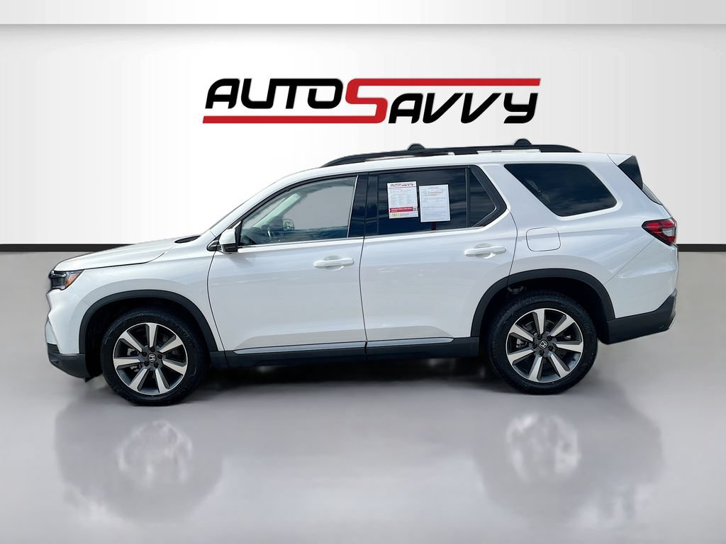 Used 2025 Honda Pilot Elite image 4