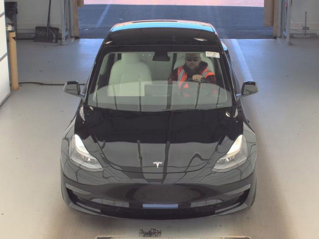 Used 2023 Tesla Model 3 Performance AWD/4WD image 2