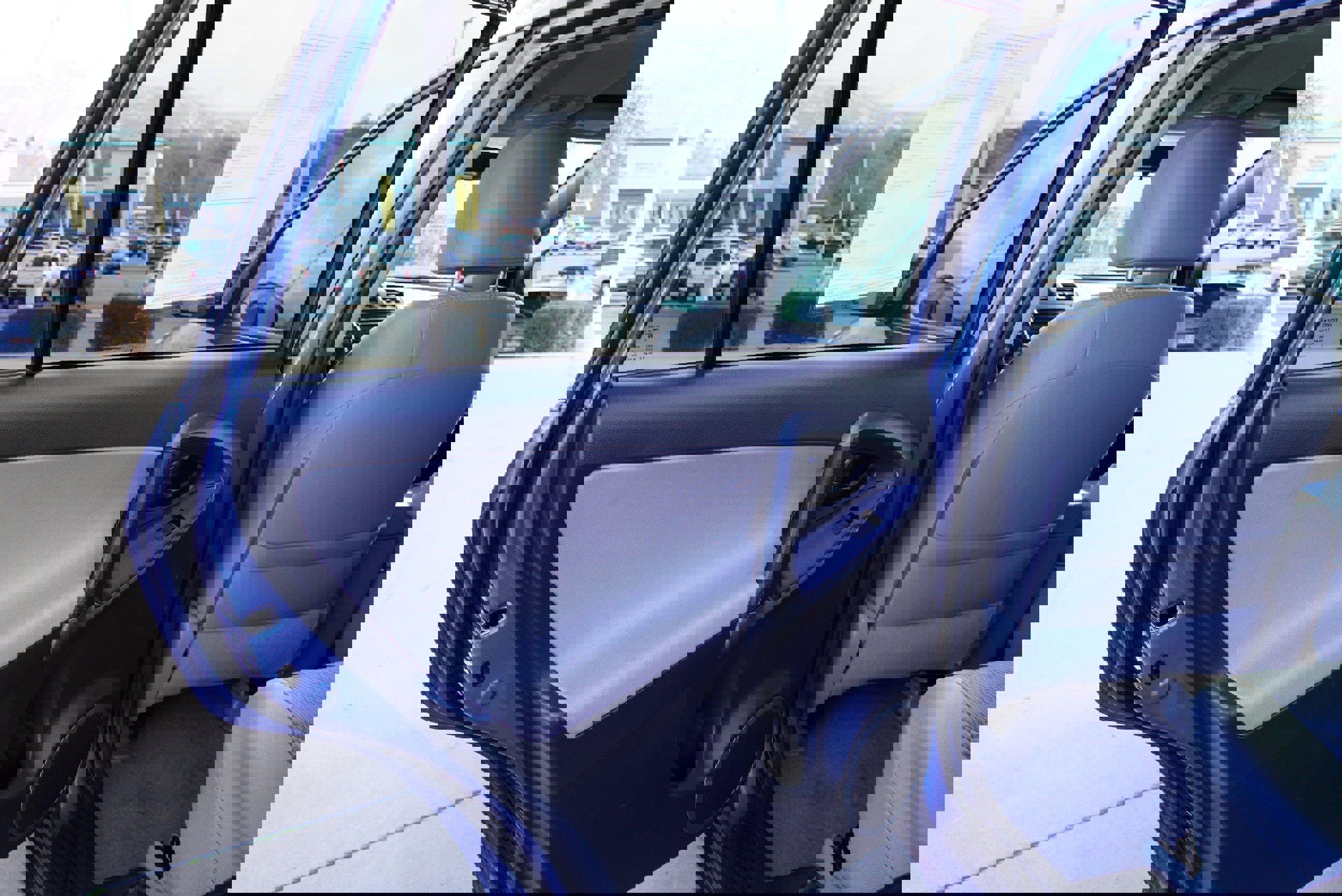 Used 2012 Toyota RAV4 4WD image 21