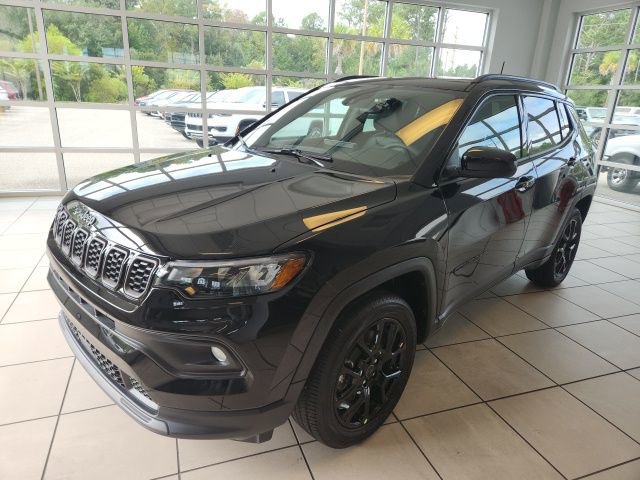 New 2026 Jeep Compass Latitude w/ Sun and Sound Group image 4