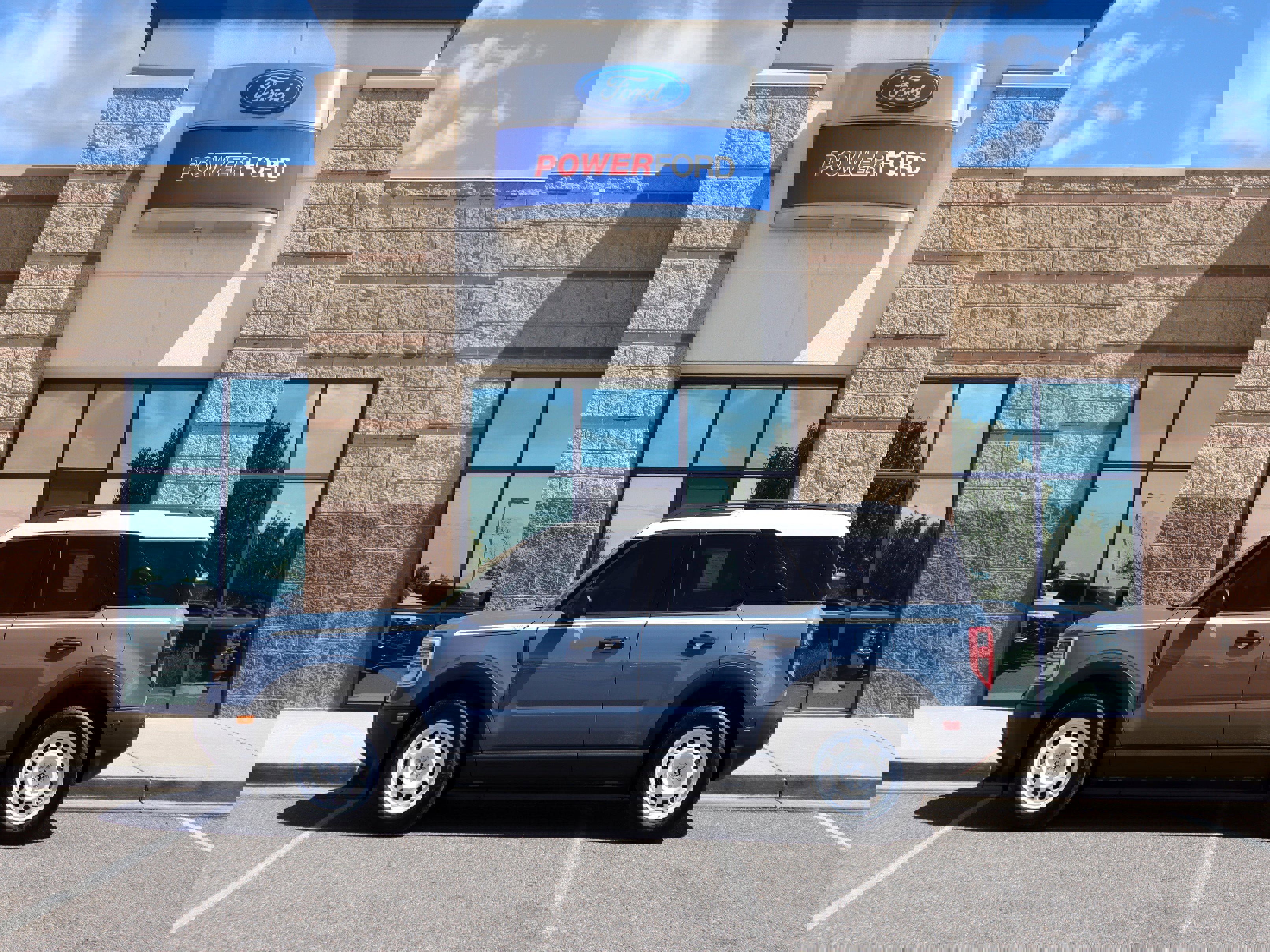 New 2025 Ford Bronco Sport Heritage w/ Convenience Package image 9