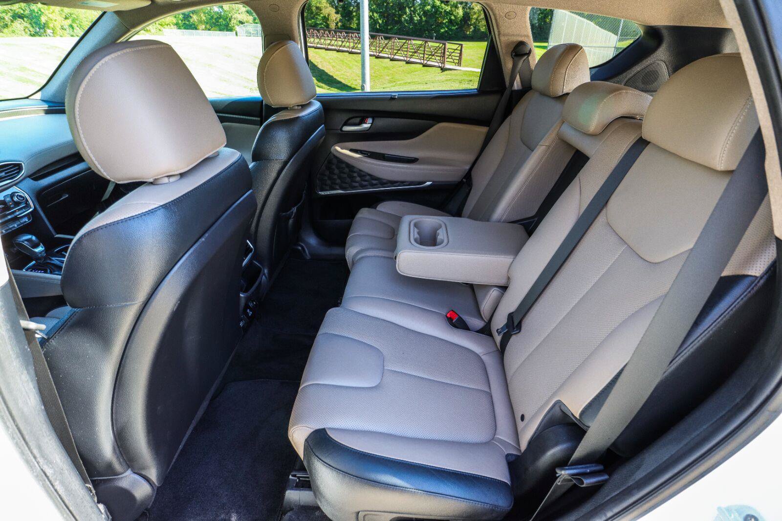 Used 2019 Hyundai Santa Fe AWD image 38