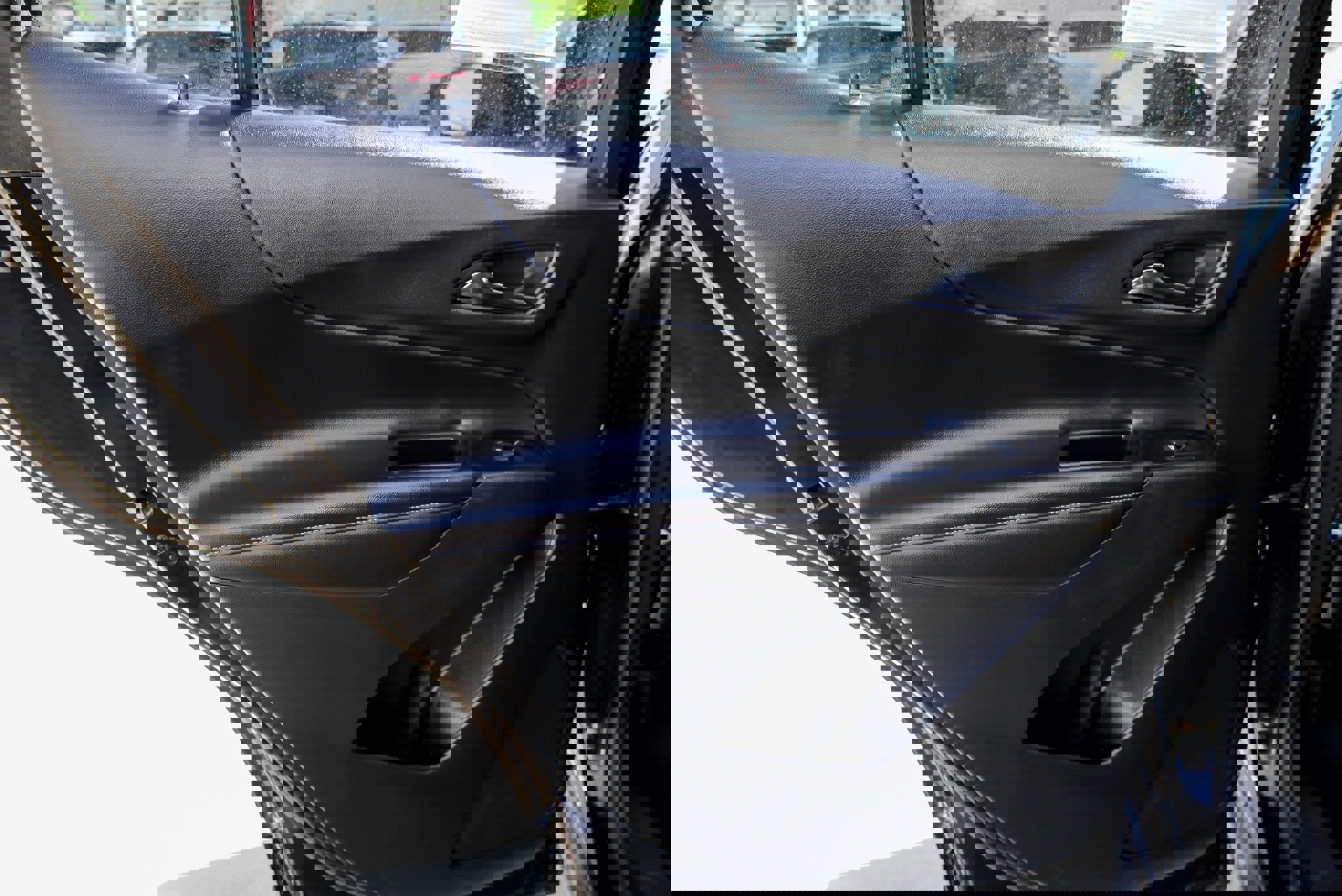 Used 2020 Chevrolet Equinox Premier w/ Premier Redline Edition image 24