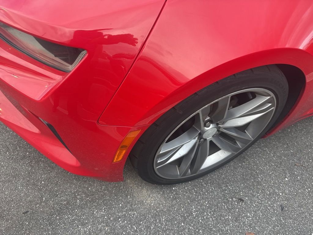 Used 2018 Chevrolet Camaro LT w/ RS Package image 6
