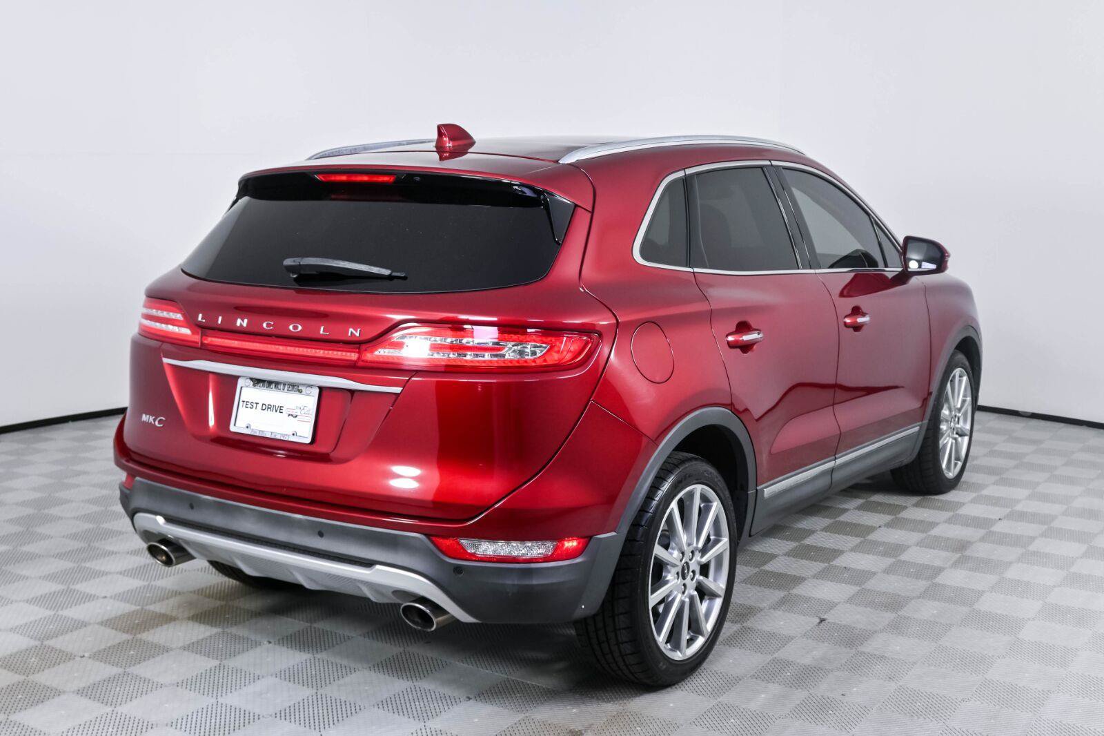 Used 2019 Lincoln MKC Reserve w/ MKC Technology Package FWD image 26