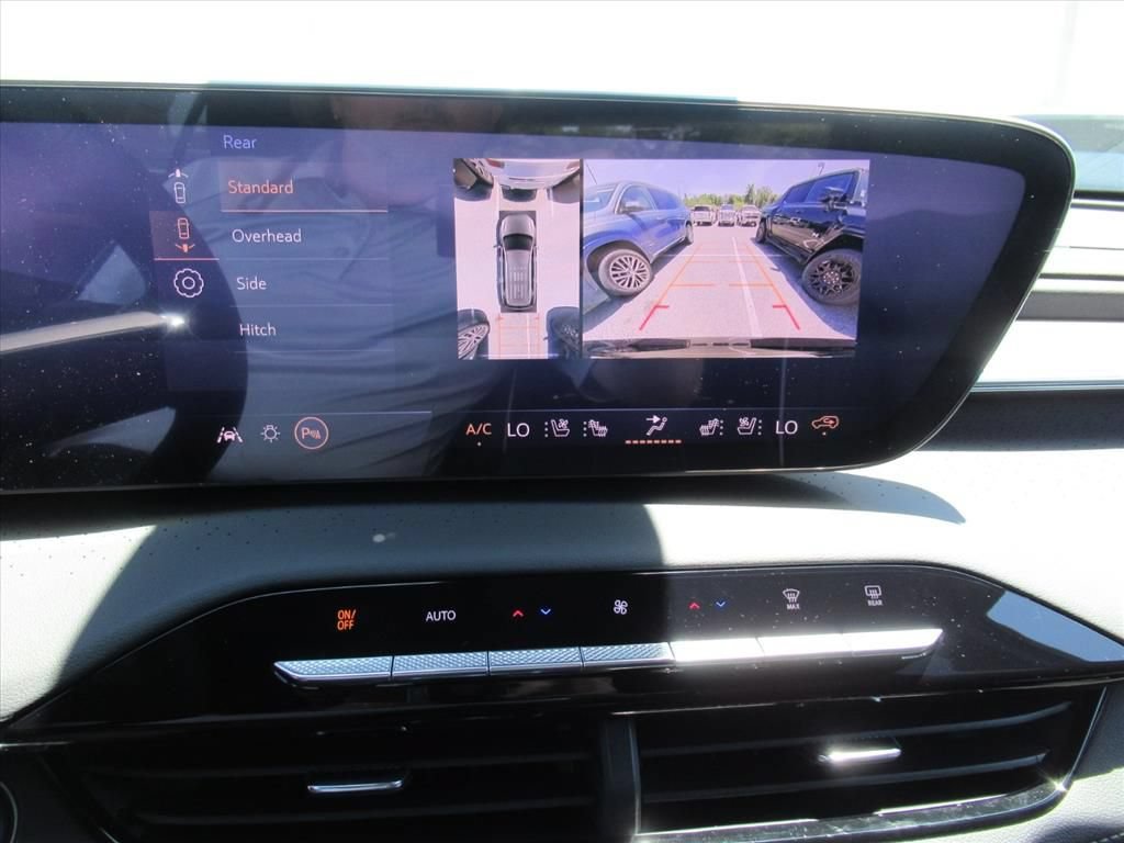 New 2026 Buick Enclave Avenir w/ Super Cruise Package FWD image 29