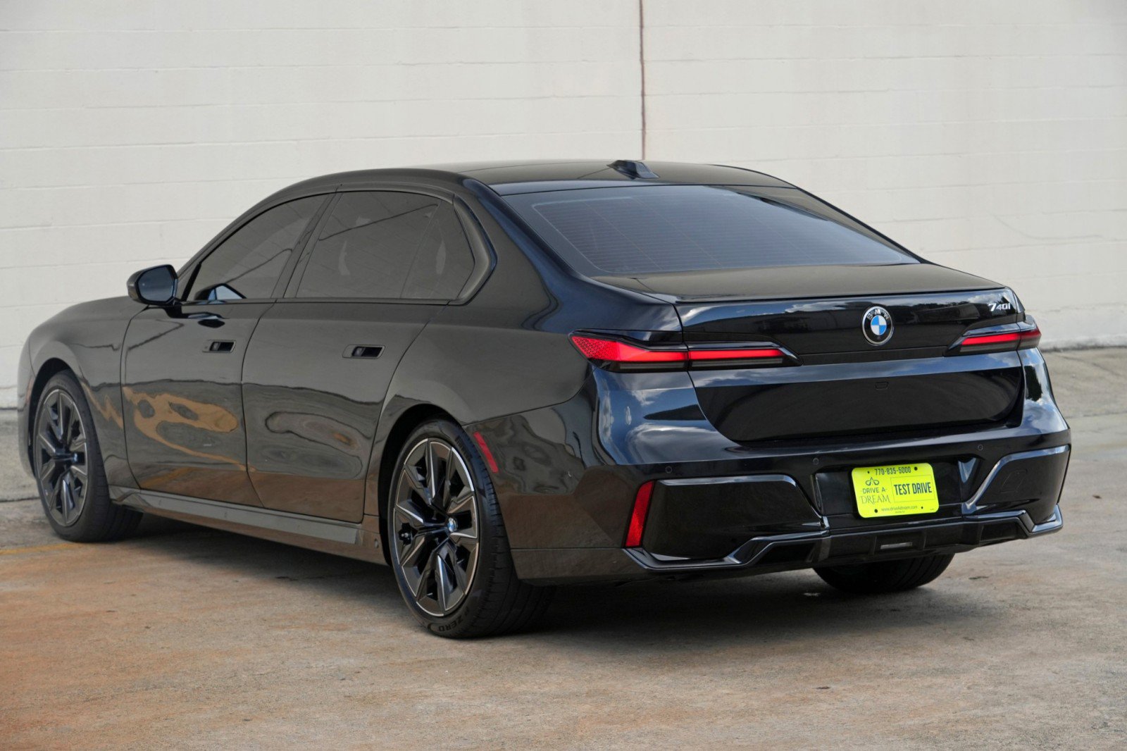 Used 2024 BMW 740i w/ Premium Package 2 RWD image 64