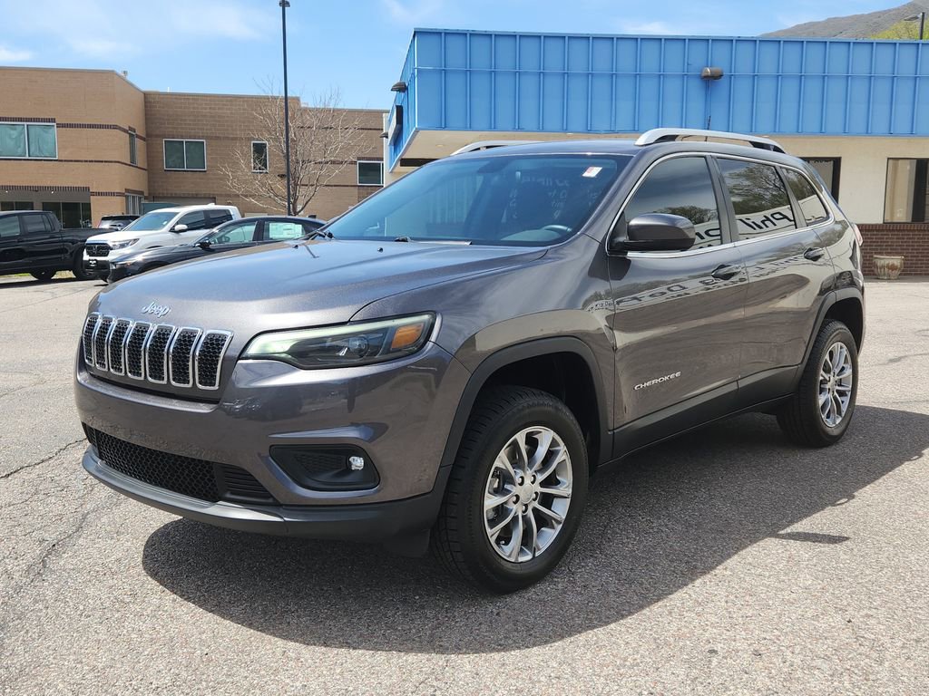 Used 2019 Jeep Cherokee Latitude Plus AWD/4WD image 5