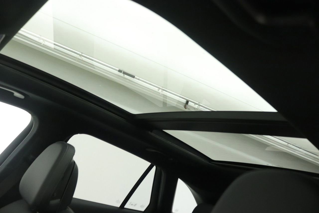 New 2026 Mercedes-Benz GLC 300 image 14